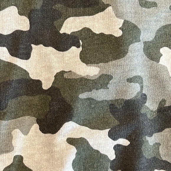 FIRST IMPRESSIONS Camouflage Zip Up Hoodie - Picture 3 of 6